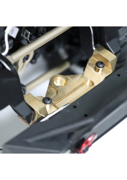 1/10 YK4102 YK4103 Için Metal Pirinç Ön Tampon Montajı 1/8 YK4082 Yikong Rc Paletli Araba Yükseltme Parçaları Aksesuarları (Yurt Dışından) modelleri