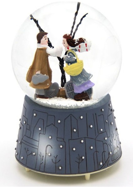 Orta Boy Kiş Masali Temali Pilli Kar Küresi fırsatları