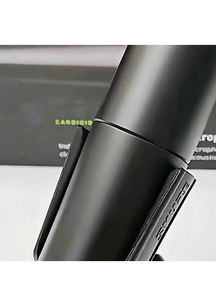 Shure SM57 Elde Gürültü Engelleme Karaoke Mikrofon Profesyonel Kablolu Mikrofon Sahne Şarkıları Için Karaoke (Yurt Dışından) indirimleri