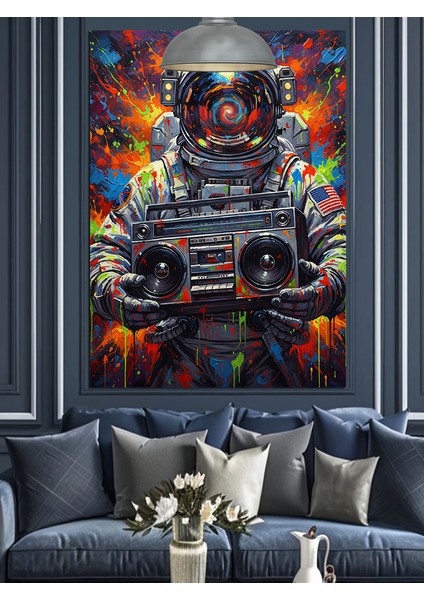Kaset Çalar Taşıyan Astronot Dekoratif Kanvas - Mdf Ahşap Tablo