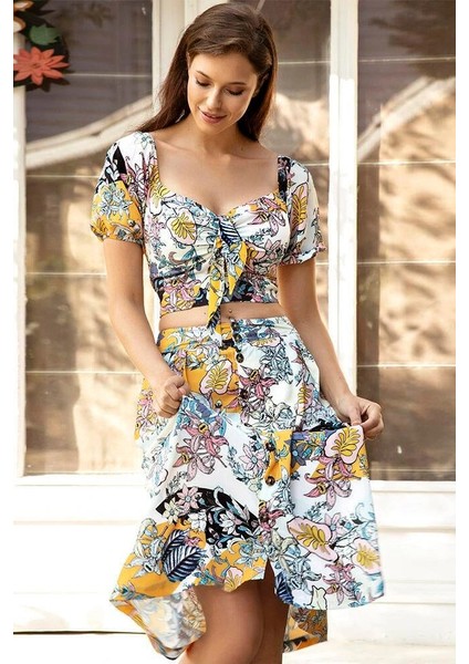 Mdb Dokuma Önden Bağlamalı Çiçek Baskılı Omuzu Düşük Büstiyer ve Önden Düğmeli Etek Takım fiyatları