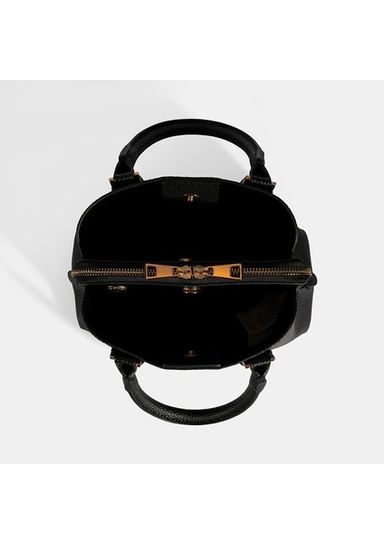 Kadın Siyah Omuz Askılı El Çantası