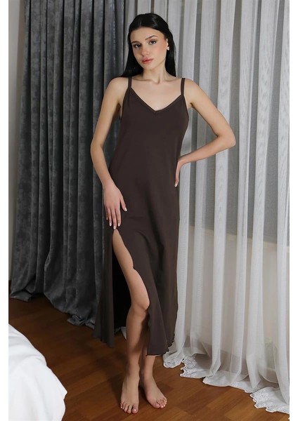 Kadın Ip Askılı Uzun Yırtmaçlı Pamuk Penye Gecelik Kahve
