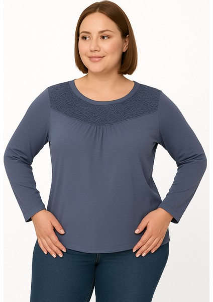 Büyük Beden Önü Dantel Detaylı Yumuşak Esnek Kumaş Bluz