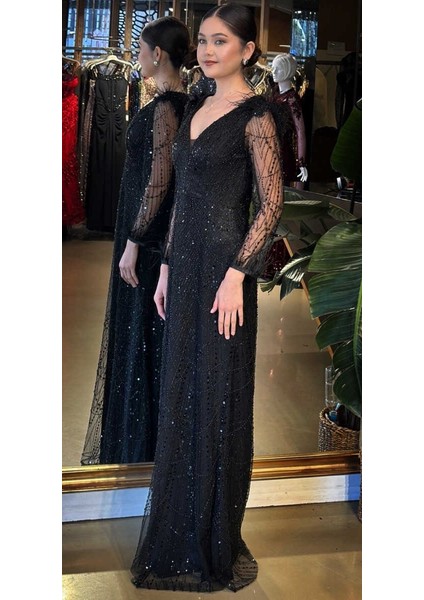 Siyah V Yaka Uzun Kollu Tuy Detaylı Düz Kesim Pullu Boncuklu Uzun Abiye Elbise 11114-01 fiyatları