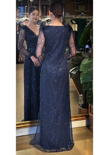 Lacivert V Yaka Uzun Kollu Tuy Detaylı Düz Kesim Pullu Boncuklu Uzun Abiye Elbise 11114-02 indirimleri