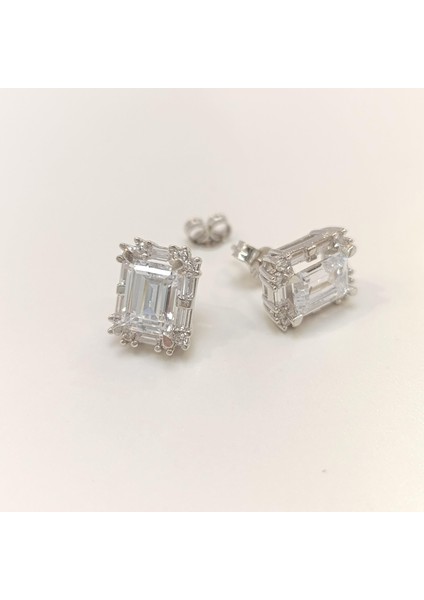 Zümrüt Kesim Tek Taşlı Küpe 14 Ayar Altın Hd Videolu modelleri