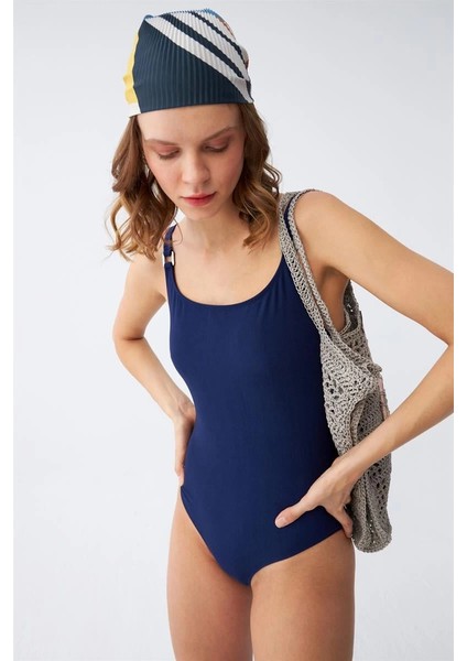 Kadın Lacivert Metal Aksesuarlı Ince Askılı Tek Parça Mayo fırsatları