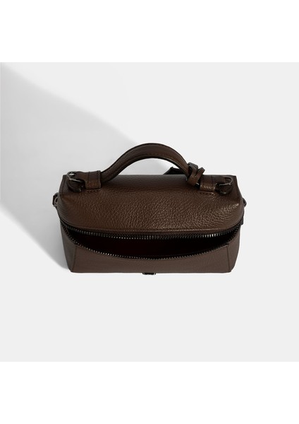 Kadın Koyu Kahve Omuz Askılı Mini Deri El Çantası