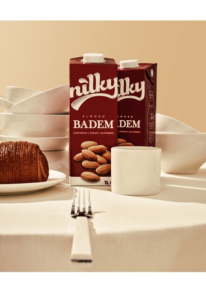 Badem Sütü 200 ml Laktozsuz Türkiye Üretimi Bitkisel Protein ve E Vitamini İçerir fırsatları