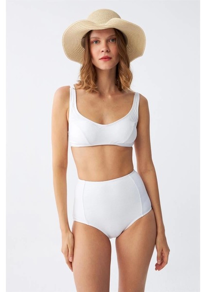 Kadın Basic Beyaz Pedli Yüksek Bel Bikini Takımı fırsatları
