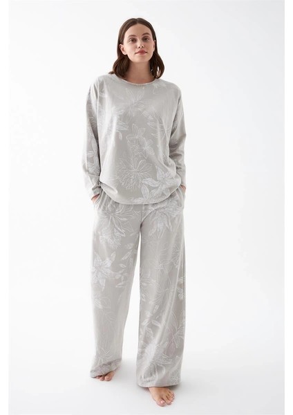 Kadın Oversize Gri Çiçek Desenli Pamuklu Kalın Pijama Takımı fiyatları