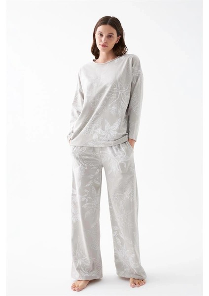 Kadın Oversize Gri Çiçek Desenli Pamuklu Kalın Pijama Takımı fırsatları