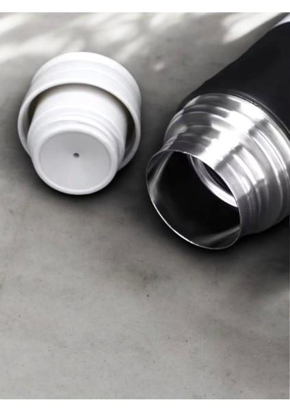 Şık ve Dayanıklı 3 Bardaklı Termos Seti Uzun Süre Isı Koruma Özellikli 0 -1 L Çelik Çok Renkli 8 Sa modelleri