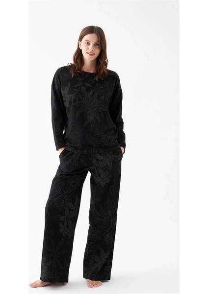 Kadın Oversize Siyah Çiçek Desenli Pamuklu Kalın Pijama Takımı fiyatları