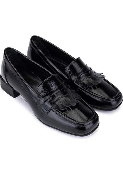 Kadın Hakiki Deri Siyah Rugan Loafer Ayakkabı 1161 7206 Bn Ayk SK25-26 Sıyah Krsk Rgn fiyatları
