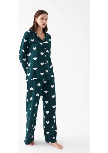 Kadın Zümrüt Yeşili Kalp Desenli Düğmeli Pamuklu Pijama Takımı fiyatları