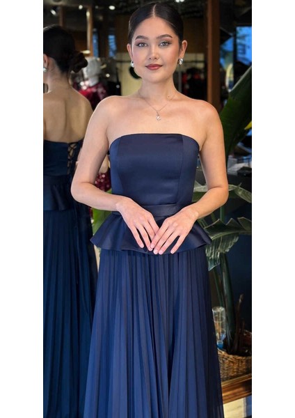 Lacivert Straplez Yaka Sırt Dekolteli Kloş Etekli Şifon Uzun Abiye Elbise 11140-01 modelleri