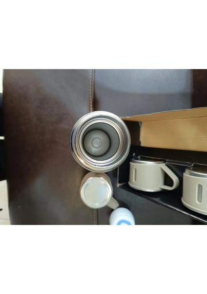Paslanmaz Çelik 3 Bardaklı Vakumlu Termos Set 500 Ml, 12 Saate Kadar Isı Koruma Termos 0,50 L Içecek