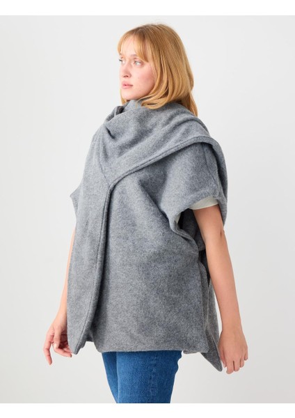 Grı Rahat Kesim Polar Örme Panço modelleri