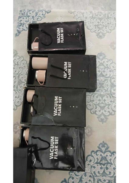 Bir Takım Üçlü Vakumlu Paslanmaz Çelik Yalıtımlı Termos 3ADET Bardaklı Hediye Kutusuyla Içecek 500 M fırsatları