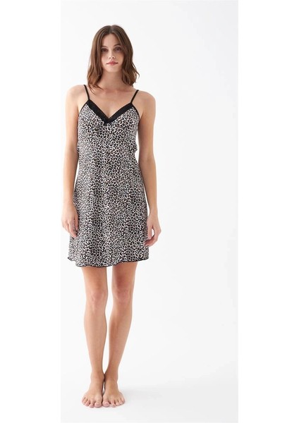 Kadın Kahve Leopar Desenli Dantel Detaylı Ip Askılı Gecelik modelleri