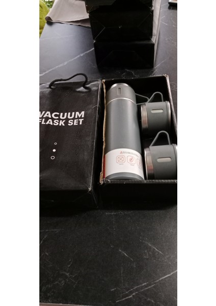 Paslanmaz Çelik 3 Bardaklı Vakumlu Termos Seti 12 Saate Kadar Isı Koruma Özel Kutusunda 500 ml Içece fiyatları