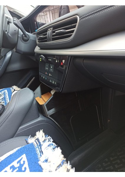 Togg T10X Ara Konsol Tamboy Sürgülü Kadifeli