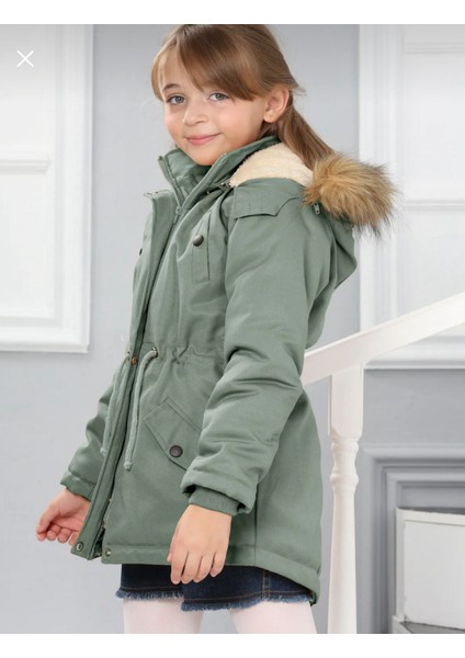 Kız Çocuk Su Geçirmez Çıkarılabilir Kapüşonlu Pelüş Kürk Astarlı Uzun Mont Kaban modelleri