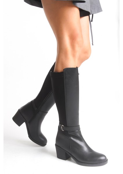 Siyah Deri Görünümlü Arkası Streç Esnek Kalın Yüksek Topuklu Toka Detaylı Fermuarlı Uzun Çizme modelleri