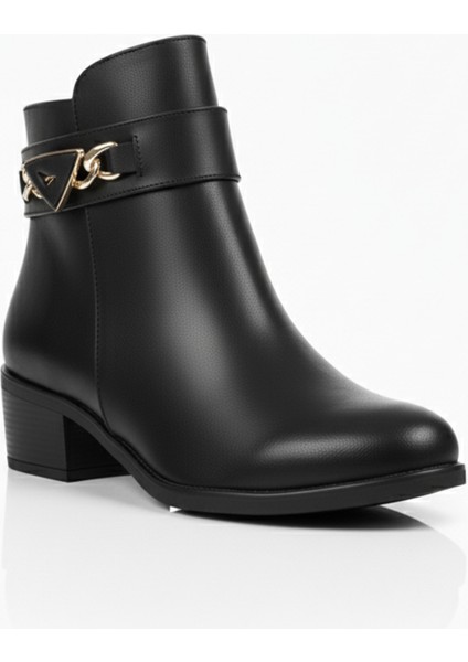 Siyah Yandan Toka Detaylı Fermuarlı Deri Görünümlü Mevsimlik Klasik Kadın Kısa Bot Bootie fırsatları