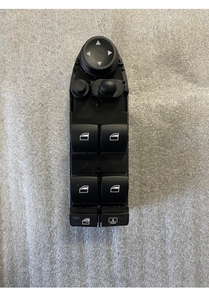 Bmw E60 E61 Sol Ön Cam Düğmesi 61319122113