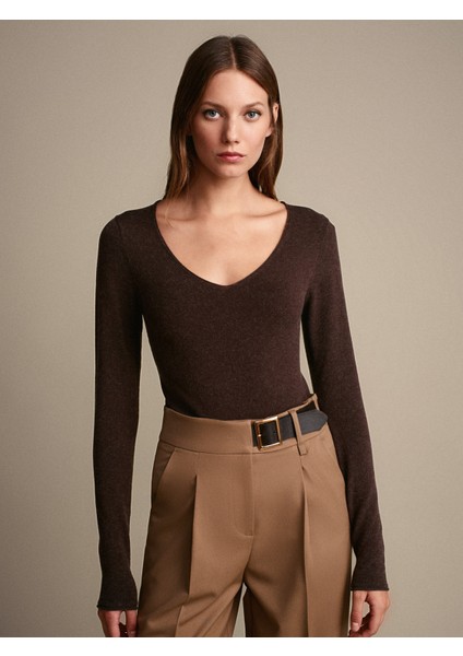 10842 V Yaka Kaşmirli Ultra Hafif Triko Kazak-Kahve M. modelleri