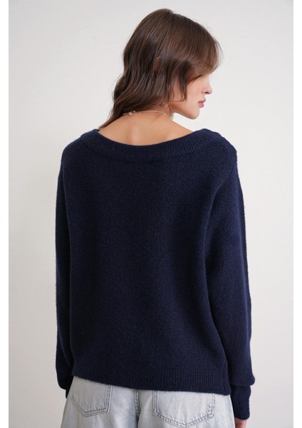 69633 Kadın Kayık Yaka Yün Karışımlı Premium Triko Kazak Lacivert