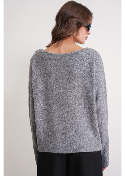 69633 Kadın Kayık Yaka Yün Karışımlı Premium Triko Kazak Gri