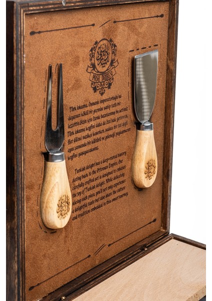 Antep Fıstıklı Spesiyal Lokum Çeşitleri Özel Bıçak ve Sunum Tahtalı Lüks Ahşap Kutulu Özel Seri