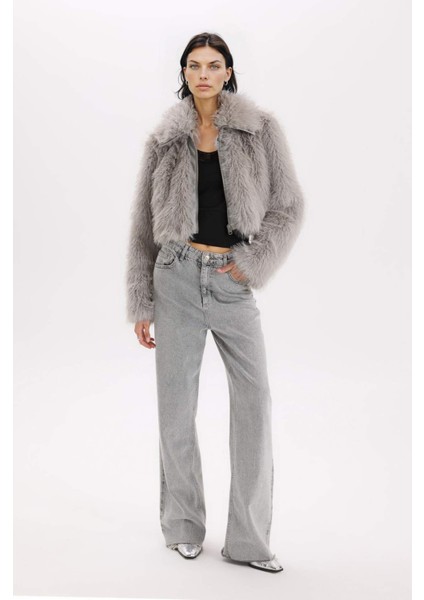 Regular Fit Cepli Fermuarlı Kısa Suni Kürk Ceket Mont D5956AX24WN fiyatları