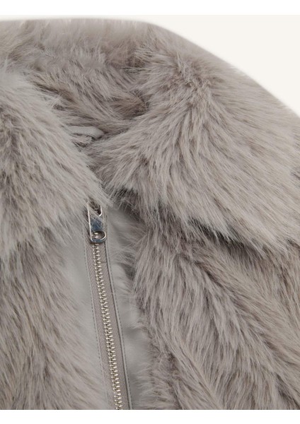 Regular Fit Cepli Fermuarlı Kısa Suni Kürk Ceket Mont D5956AX24WN indirimleri