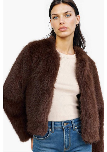 Regular Fit Kısa Suni Kürk F2147AX25WN