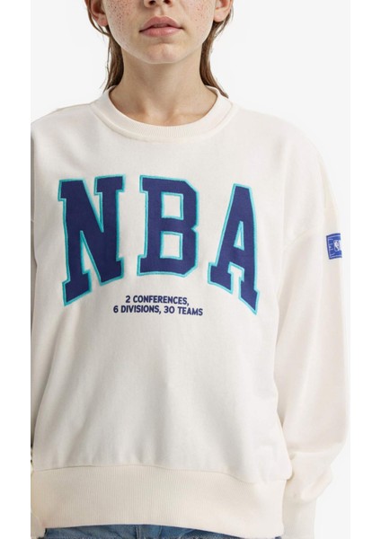 Kız Çocuk NBA Wordmark Oversize Geniş Kalıp Bisiklet Yaka Sweatshirt F3200A825AU modelleri