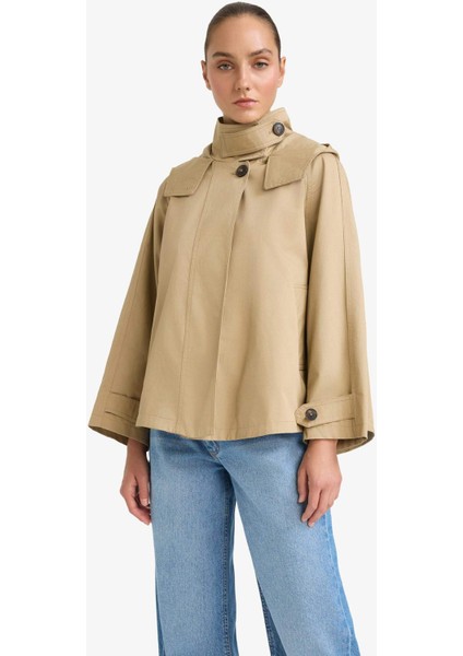 Regular Fit Kapüşonlu Fermuarlı Trençkot modelleri