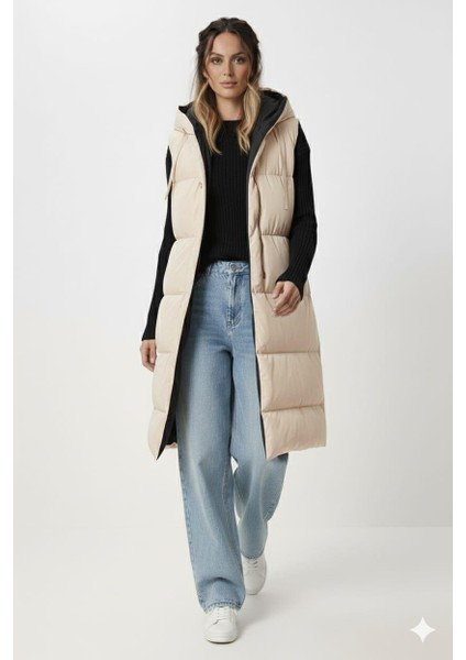 Kadın Çift Taraflı Kapüşonlu Cepli Krem-Siyah Yelek fiyatları