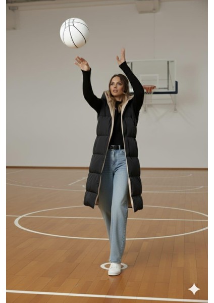 Kadın Çift Taraflı Kapüşonlu Cepli Krem-Siyah Yelek