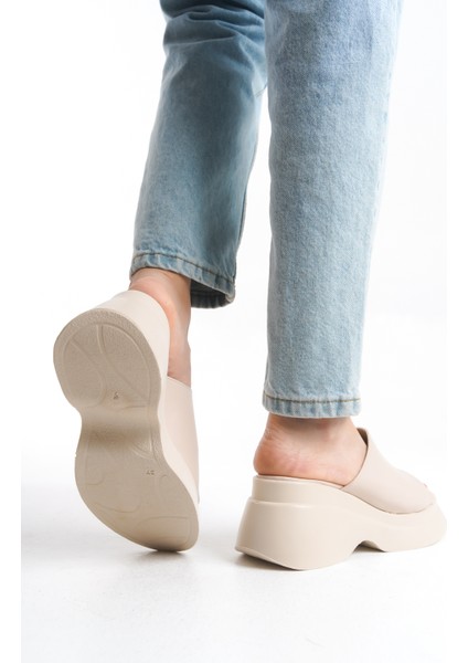 Yüksek Platform Dolgu Topuk Tek Büyük Şeritli Cilt Yazlık Kadın Terlik Sandalet Ayakkabı fiyatları