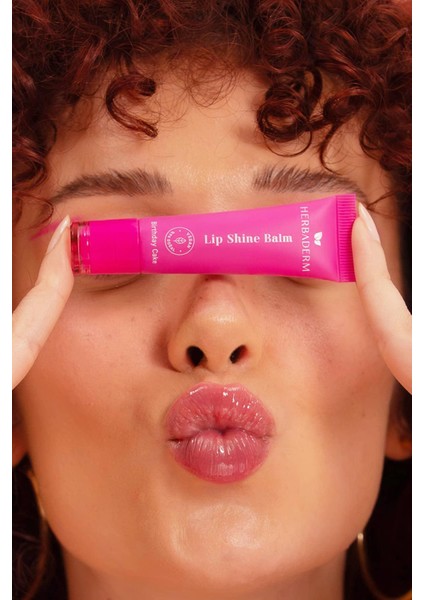 Parlatıcı, Dolgunlaştırıcı, Onarıcı Vegan Dudak Balmı, Birthday Cake Aromalı 10 ml