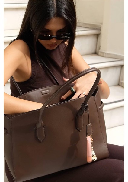 Parlatıcı, Dolgunlaştırıcı, Onarıcı Vegan Dudak Balmı, Coco-Vanilya Aromalı 10 ml