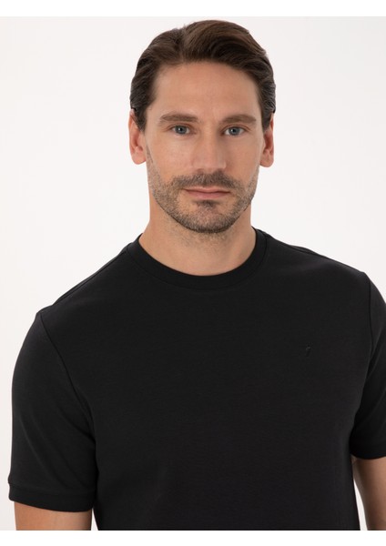 Erkek Siyah Regular Fit %100 Pamuk Bisiklet Yaka Basic T-shirt 50319801-VR046 fiyatları