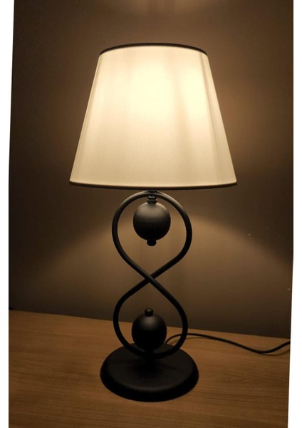 Delhi Siyah Ayaklı Abajur Masa Lambası Krem Şapka Salon Yatak Odası Abajur
