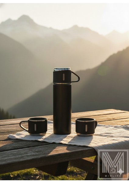 680 ml 3 Bardaklı Paslanmaz Çelik Termos >550 ml Içecek Paslanmaz Çelik Siyah 6 Saat Kutulu