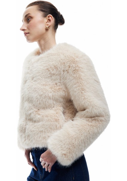 x Melis Ağazat - Suni Kürk Mont Crop Uzun Kollu Bisiklet Yaka fiyatları